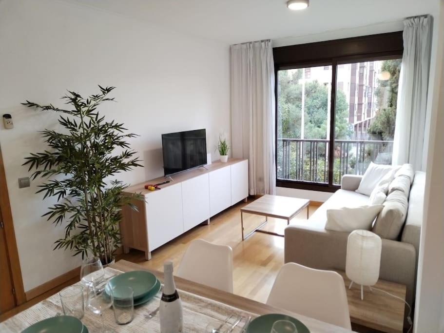 Apartamento Amplio, Luminoso Y Confortable Cc Мадрид Екстериор снимка